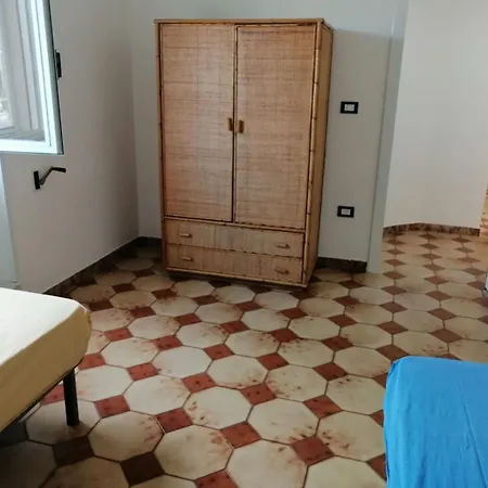 Casa Pepe A Pescoluse بيت للعطل